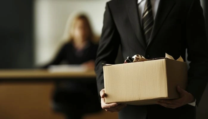 Retraite d’office pour invalidité et urgence en matière de référé-suspension Retraite d’office pour invalidité et urgence en matière de référé-suspension